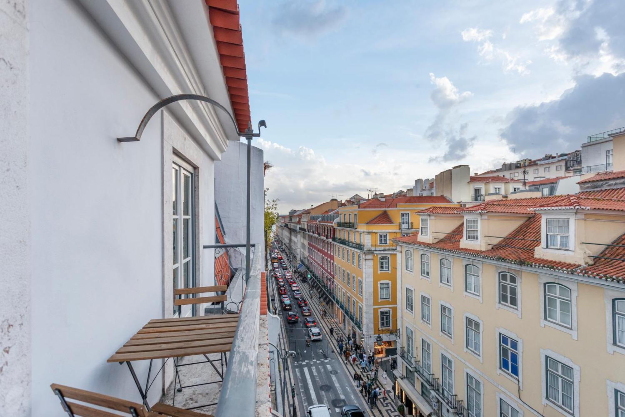 Double Room With Private Wc In Shared House In Downtown Lisboa Exterior foto